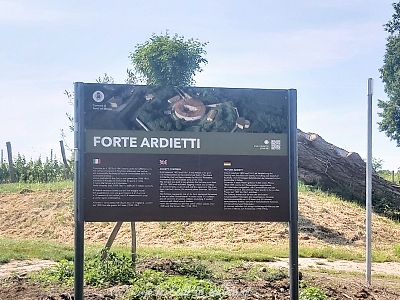 Infotafel Forte Ardietti